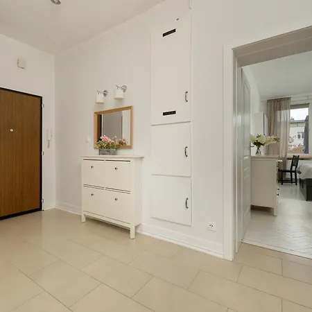 Apartment Pawlowa Stylish With Balcony & Office By Renters